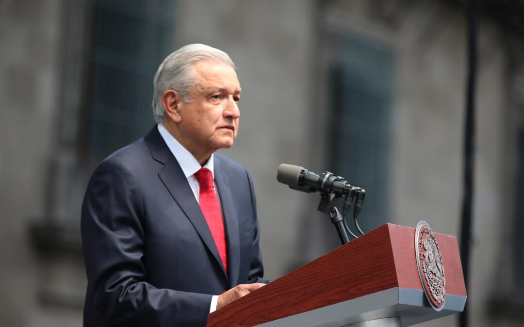 Aumento en pensiones a jóvenes y adultos mayores, anuncia el presidente Andrés Manuel López Obrador.