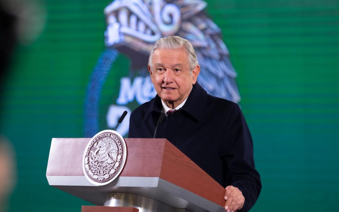 Los ciudadanos podrían hacer la consulta la revocación de mandato si el INE se niega Andrés Manuel López Obrador.