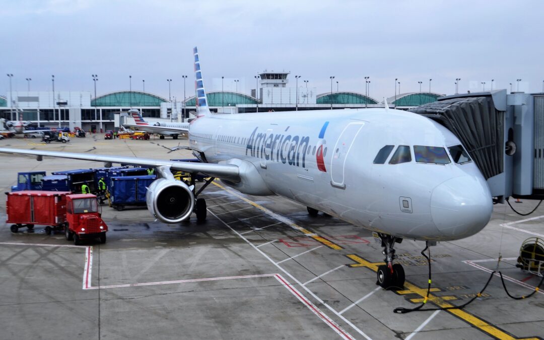 Cancelan más de 2 mil vuelos Covid-19 Ómicron afecto aerolíneas.