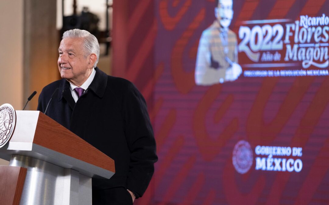 Andrés Manuel López Obrador orgulloso de que sus hijos resistan embates y se porten bien.