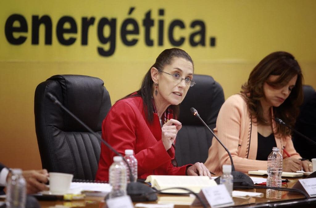 Claudia Sheinbaum responde con tuitazo, el INE pide bajar carta de apoyo a Andrés Manuel López Obrador.