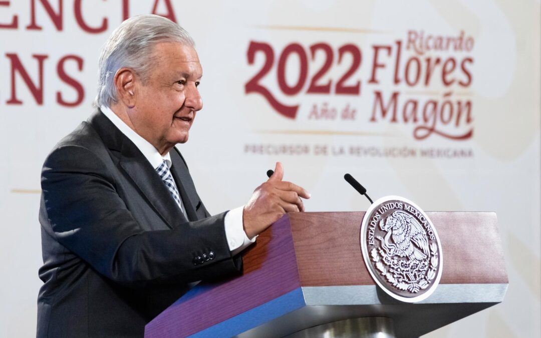 Lamenta Andrés Manuel López Obrador la muerte de 50 migrantes en San Antonio; 22 son mexicanos.