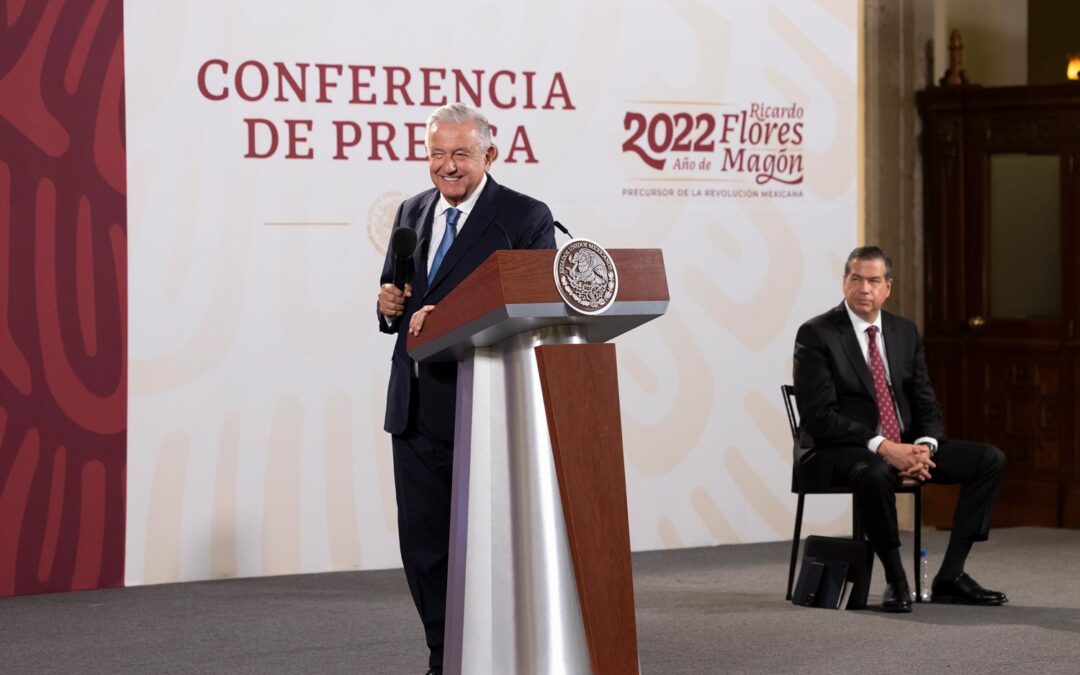 Refuerza su gabinete Andrés Manuel López Obrador con las medidas de austeridad.