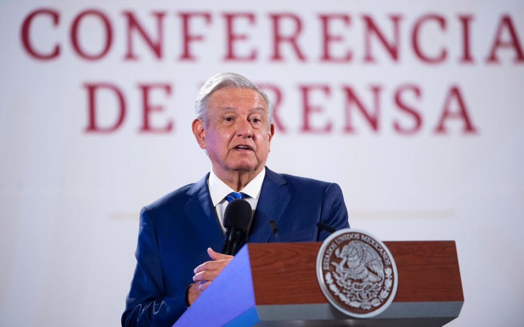 Es la desesperación de los conservadores; AMLO defiende a Américo Villareal de ataques.