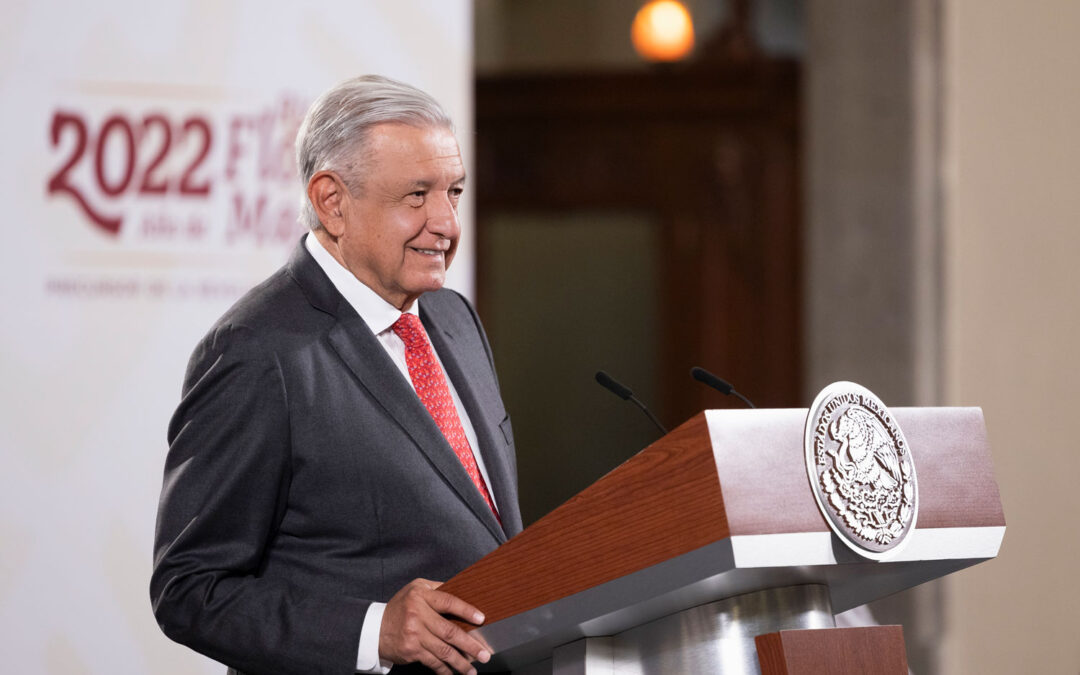 Andrés Manuel López Obrador lamenta las victimas en el accidente de helicóptero en Aguascalientes.