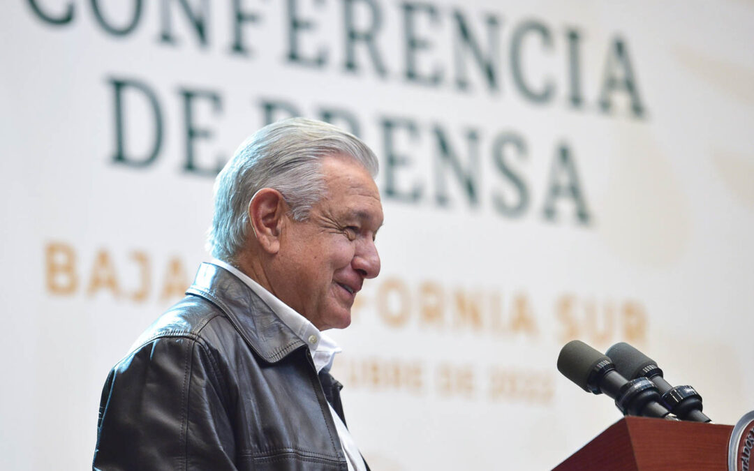 Andrés Manuel López Obrador: La corrupción es una peste, más que una pandemia.