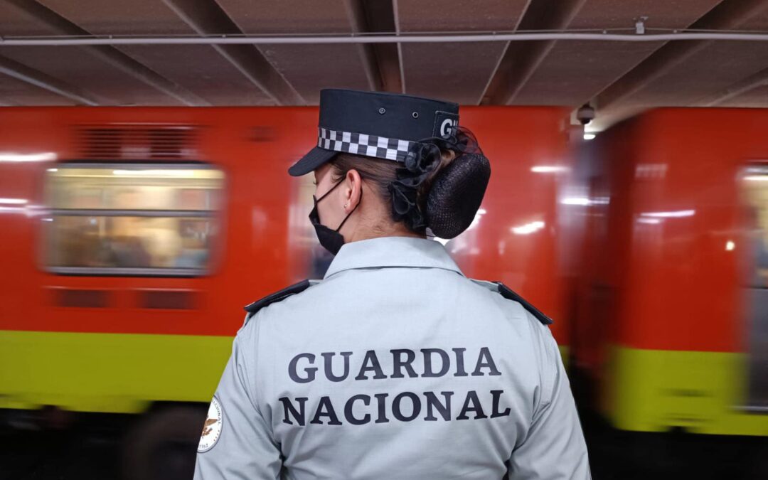 Con aprobación del 79% por Guardia Nacional en el Metro, proceso a mujer que lanzo aspas.