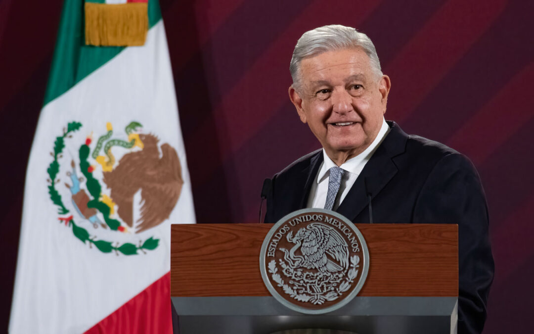 AMLO reitera que, en Perú, “Hay una gran injusticia, la oligarquía saquea al país “.